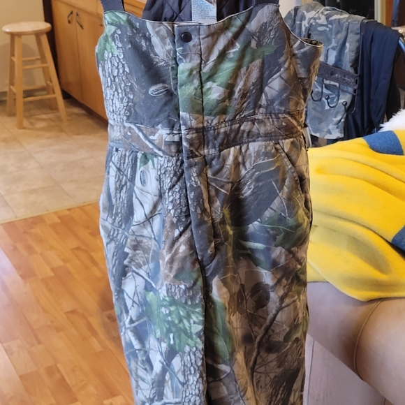 Women's S LINED Camouflage Adventure Overalls - Picture 2 of 11